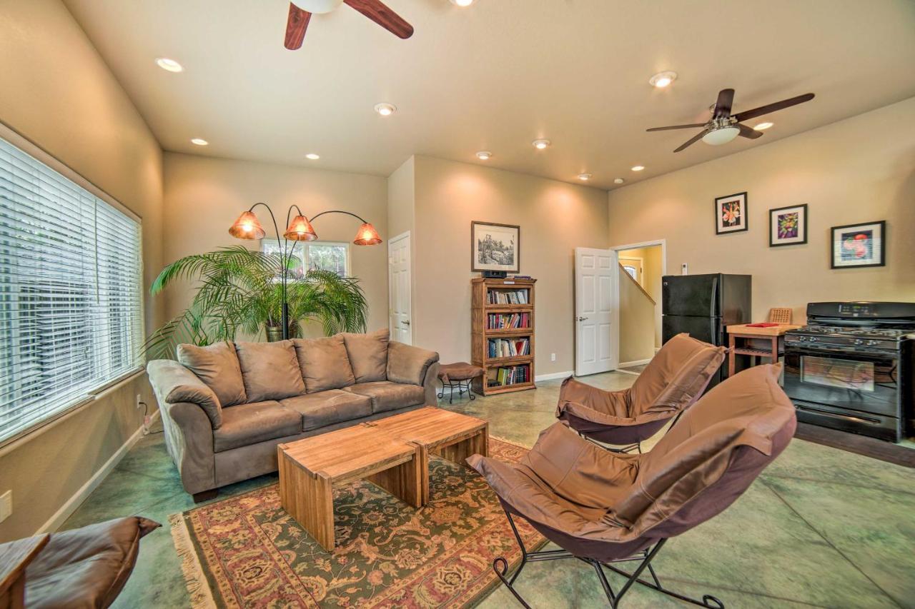 Hilltop Loft Ukiah Vacation Rental! Extérieur photo