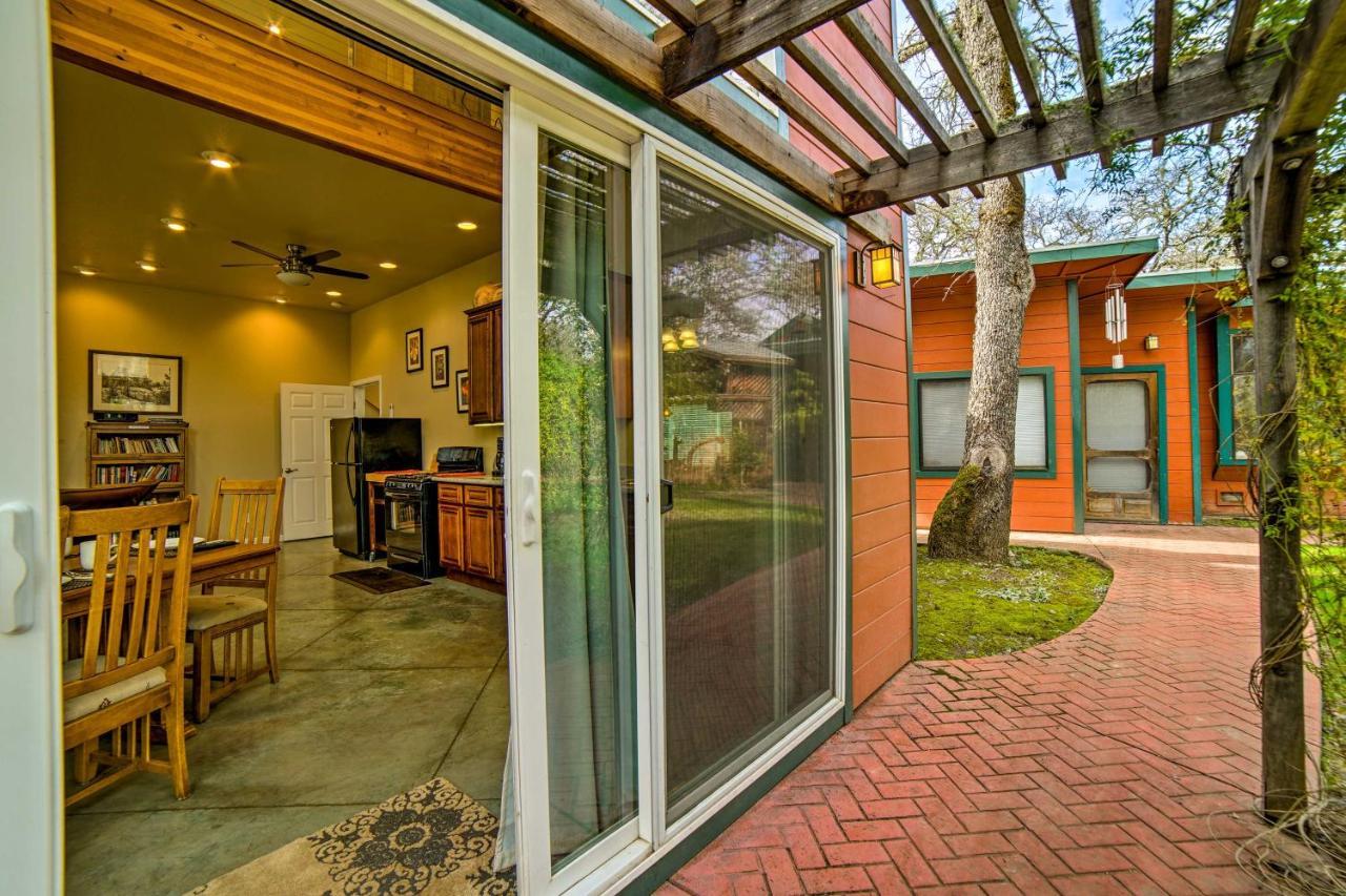Hilltop Loft Ukiah Vacation Rental! Extérieur photo