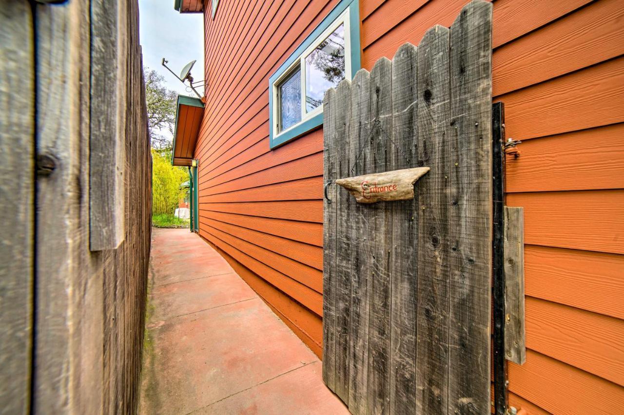 Hilltop Loft Ukiah Vacation Rental! Extérieur photo