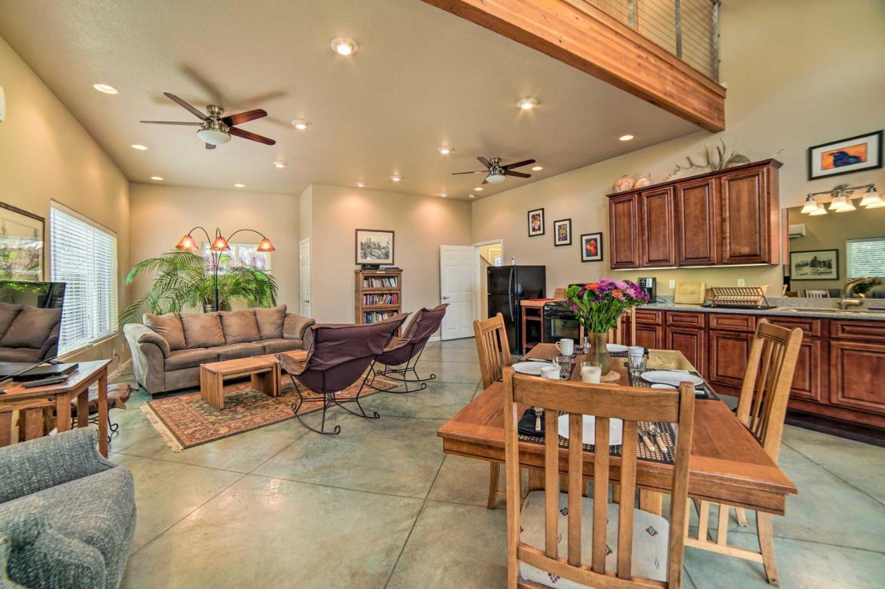 Hilltop Loft Ukiah Vacation Rental! Extérieur photo