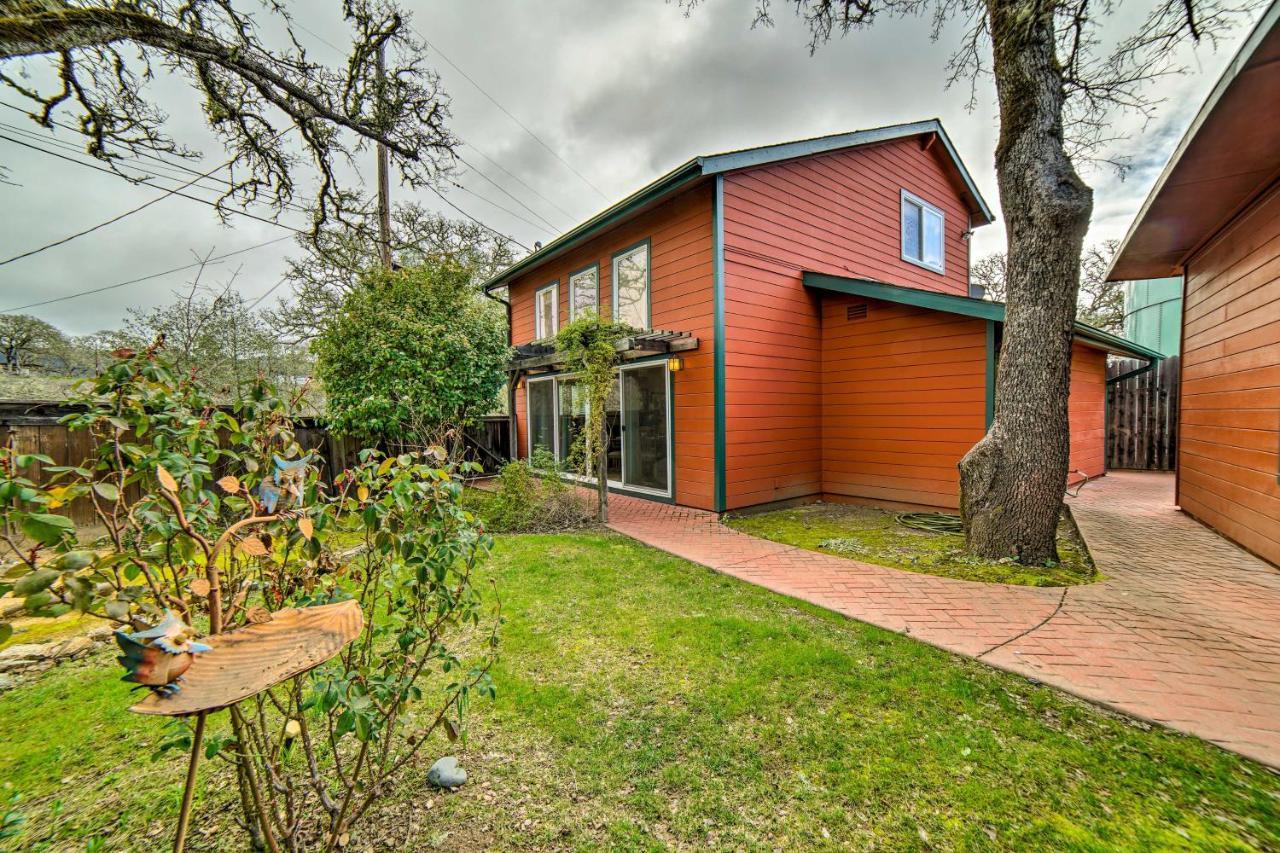 Hilltop Loft Ukiah Vacation Rental! Extérieur photo